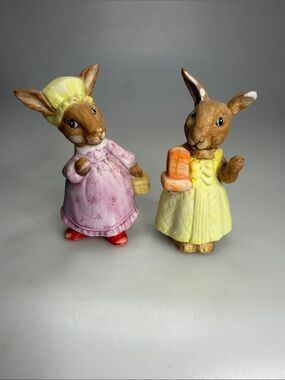 Beatrix Potter Mrs. Rabbit Figurine  and Bunnykins